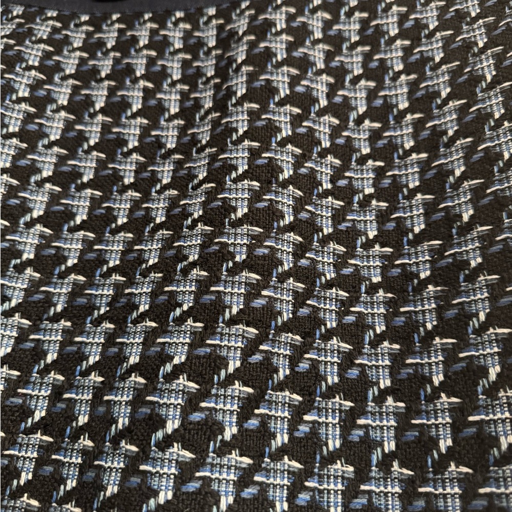 Ann Taylor Black and Blue Tweed Skirt - Picture 2 of 4